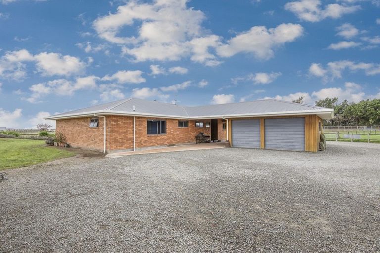 Photo of property in 325 Swamp Road, Dillons Point, Blenheim, 7273
