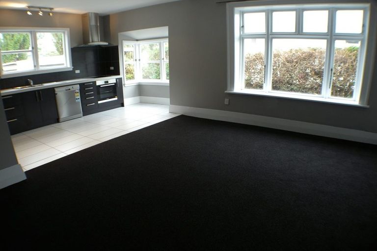 Photo of property in 33 Kirkcaldy Street, South Dunedin, Dunedin, 9012