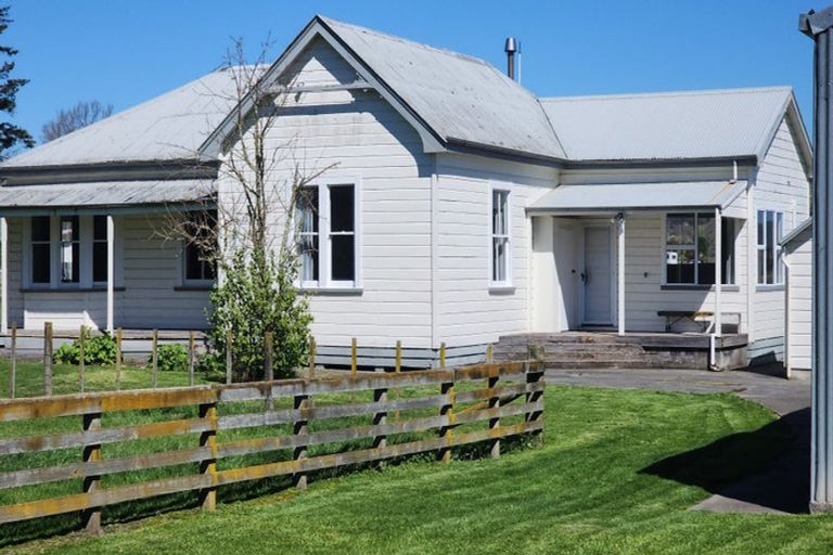 Photo of property in 92 Middle Road, Havelock North, 4130