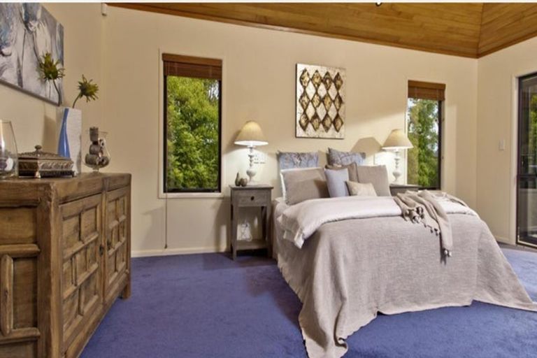 Photo of property in 35 Oak Manor Drive, Albany, Auckland, 0632