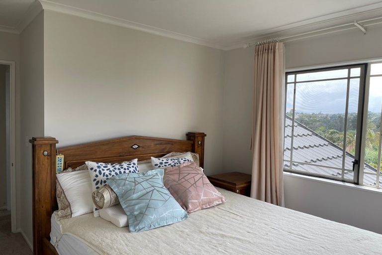 Photo of property in 6 Egret Court, Unsworth Heights, Auckland, 0632