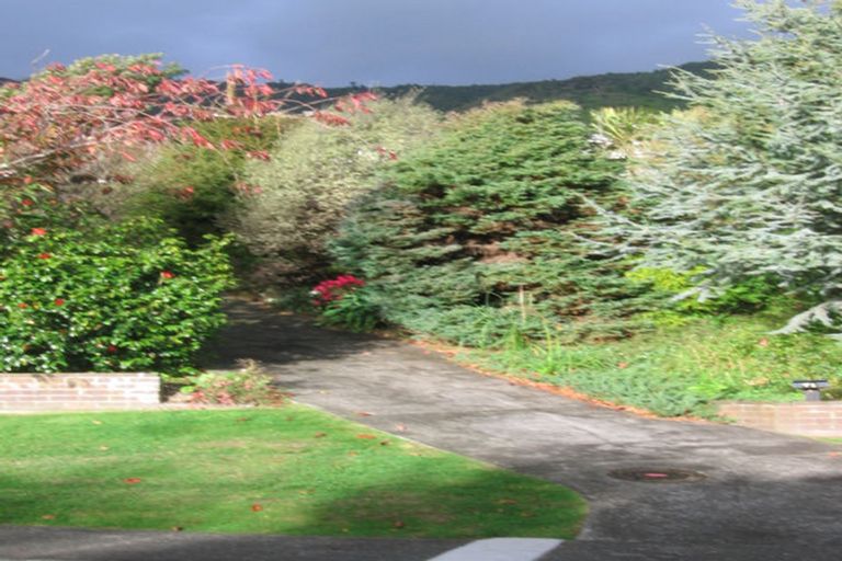 Photo of property in 71 Huia Street, Waikanae, 5036