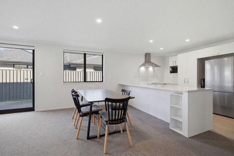 Photo of property in 75 Tabraham Crescent, Pyes Pa, Tauranga, 3112