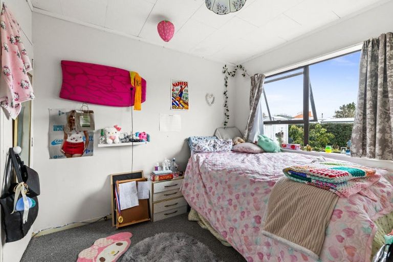 Photo of property in 518a Fenwick Street, Mayfair, Hastings, 4122