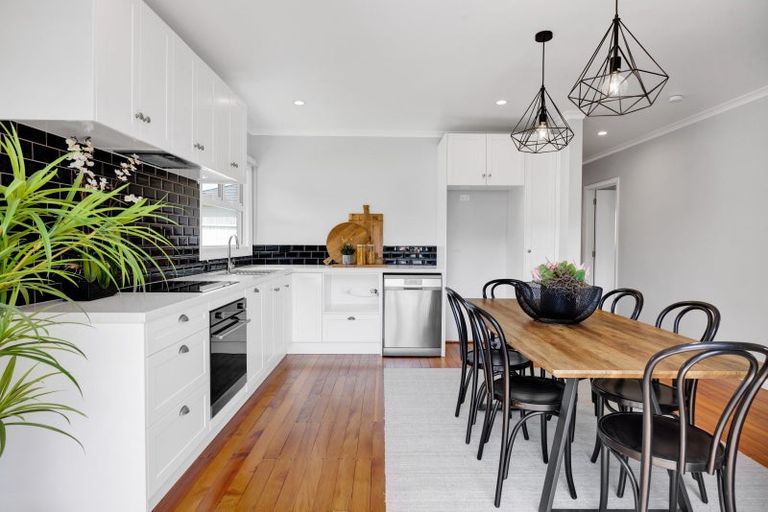 Photo of property in 8 Solway Terrace, Bell Block, New Plymouth, 4312