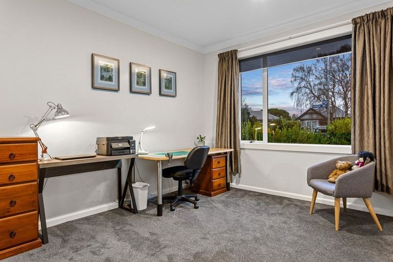 Photo of property in 72 Tilford Street, Woolston, Christchurch, 8062