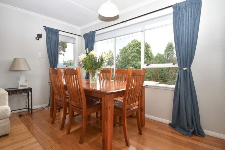 Photo of property in 5 Charles Street, Carterton, 5713