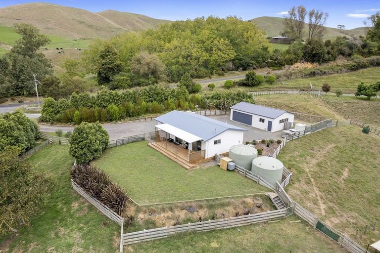 Photo of property in 697b Tahuroa Road, Morrinsville, 3371
