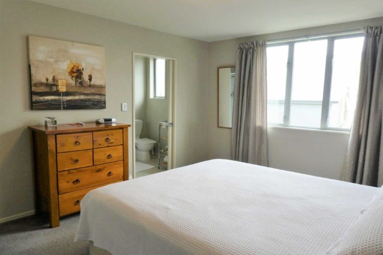 Photo of property in 52b Brockworth Place, Riccarton, Christchurch, 8011