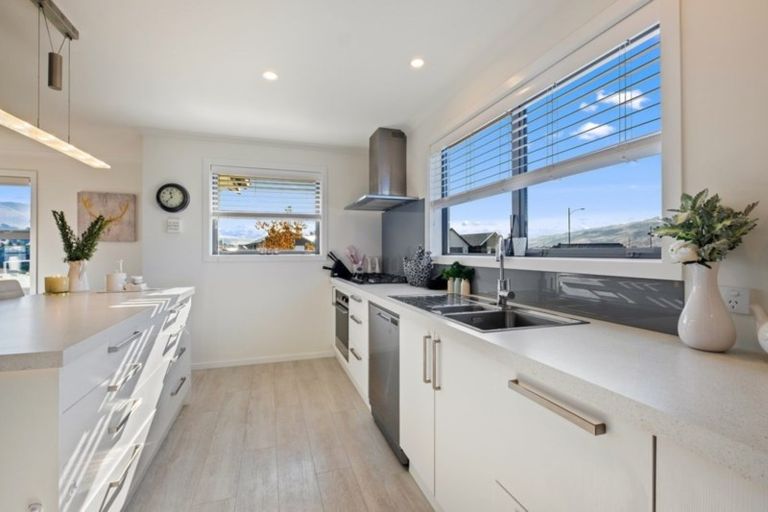 Photo of property in 35 Olds Crescent, Cromwell, 9310