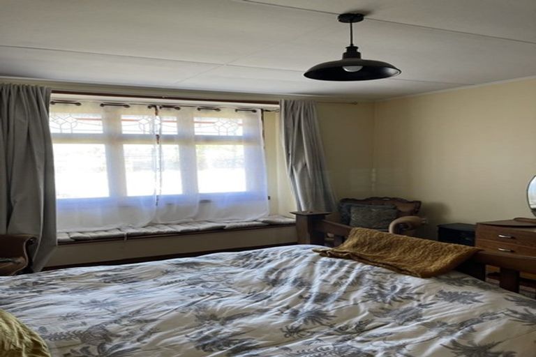 Photo of property in 1/900 Heretaunga Street East, Parkvale, Hastings, 4122