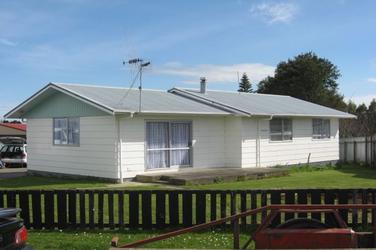 Photo of property in 41 Rata Street, Tokomaru, Palmerston North, 4474