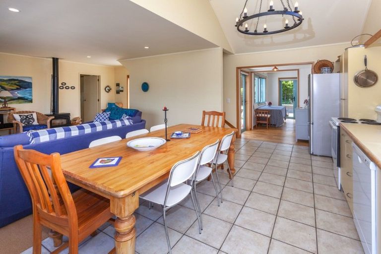 Photo of property in 143 Bambury Place, Onemana, Whangamata, 3691