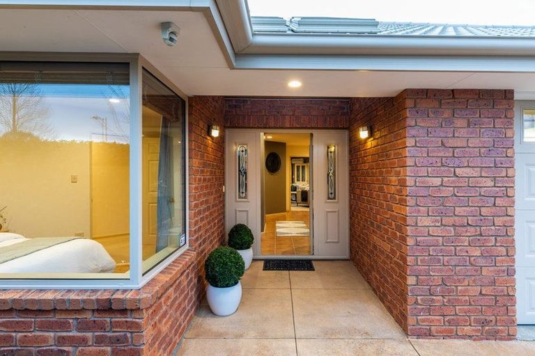 Photo of property in 1 Becmead Drive, Harewood, Christchurch, 8051