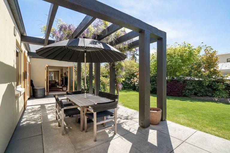 Photo of property in 19 Blacksmiths Lane, Wanaka, 9305