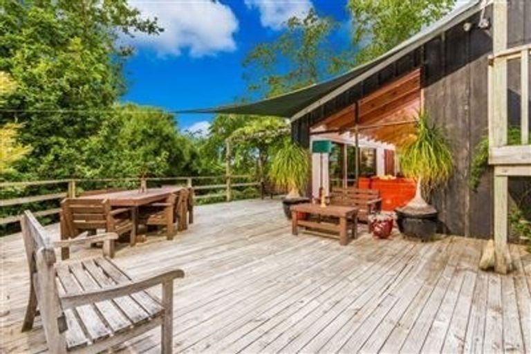 Photo of property in 43 Penzance Road, Mairangi Bay, Auckland, 0630