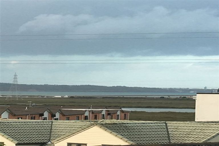 Photo of property in St Claire Village, 171/172 Mcleod Road, Te Atatu South, Auckland, 0610