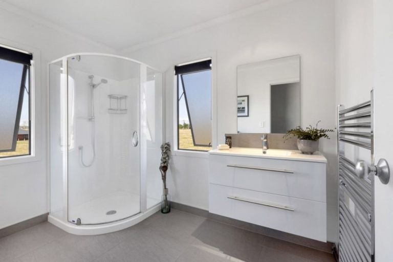 Photo of property in 232 Woodside Road, Matangi, Hamilton, 3284