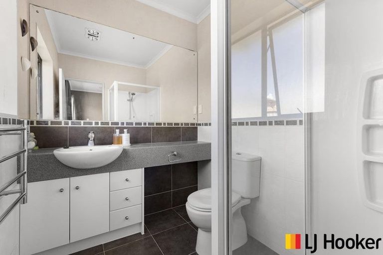 Photo of property in 29 Girvan Terrace, Wattle Downs, Auckland, 2103