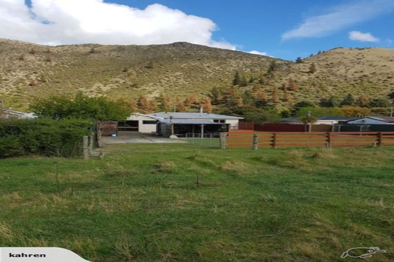 Photo of property in 70 Bledisloe Street, Kurow, 9435