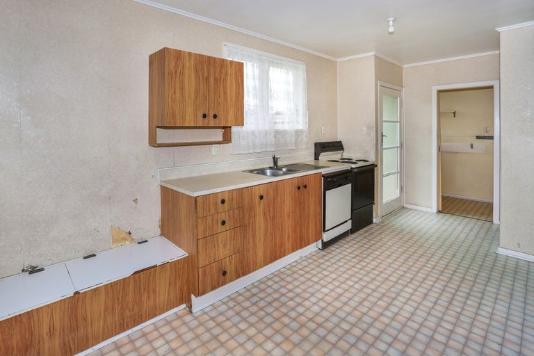 Photo of property in 82 Marne Road, Papakura, 2110