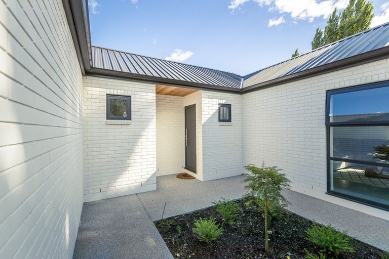 Photo of property in 15 Begg Lane, Mount Pisa, Cromwell, 9383