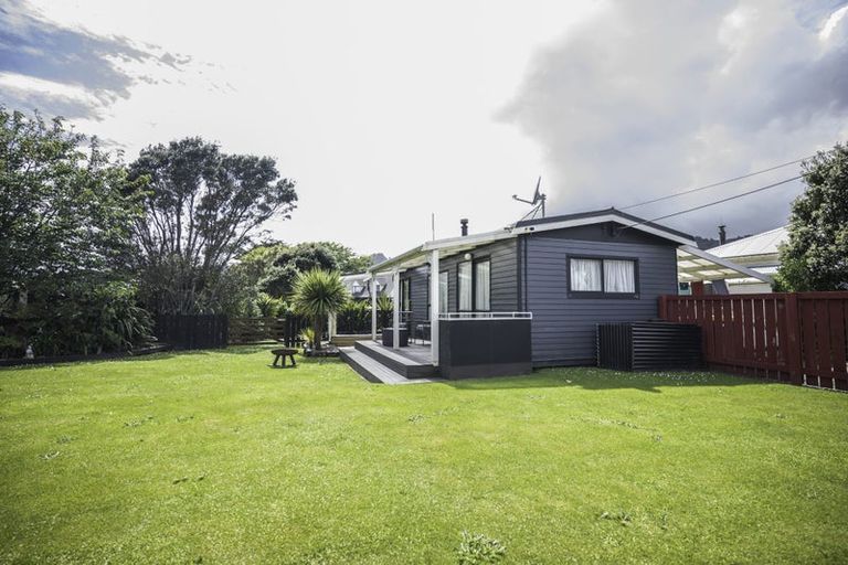 Photo of property in 3 Bright Street, Cobden, Greymouth, 7802