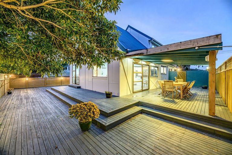 Photo of property in 164 Sturges Road, Henderson, Auckland, 0612