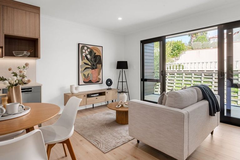 Photo of property in 143 Clarence Street, Hamilton Lake, Hamilton, 3204