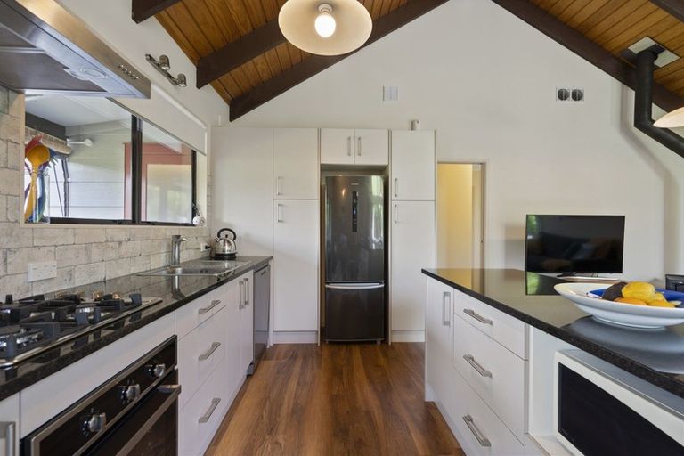 Photo of property in 19 Thames Street, Welbourn, New Plymouth, 4310