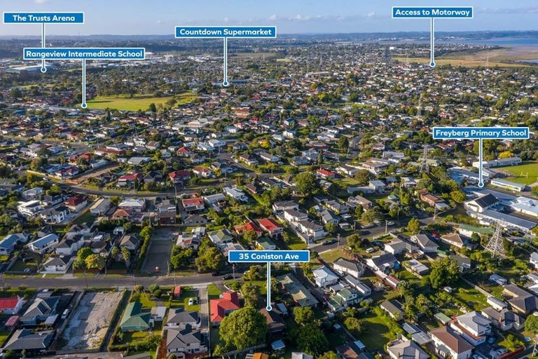 Photo of property in 1/35a Coniston Avenue, Te Atatu South, Auckland, 0610