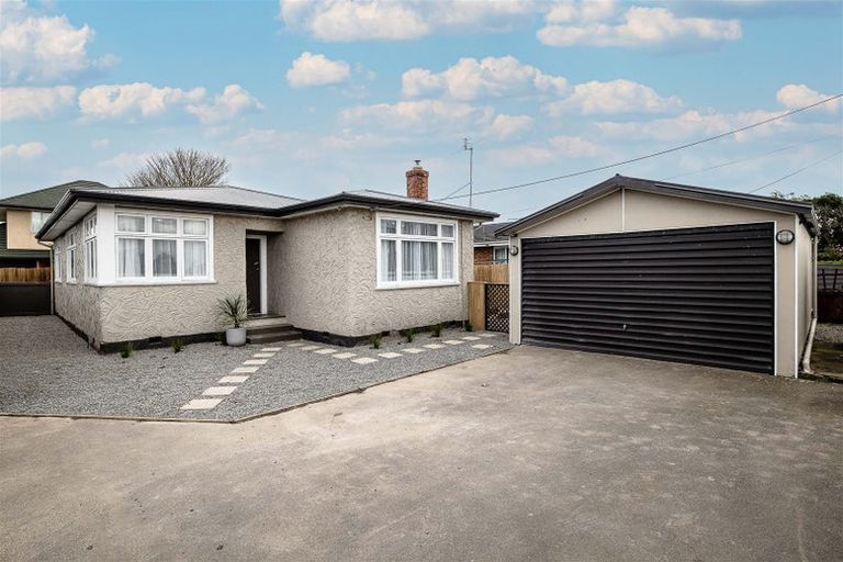 Photo of property in 1/375 Yaldhurst Road, Russley, Christchurch, 8042