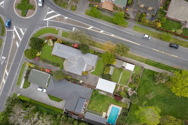 Photo of property in 91 Withells Road, Avonhead, Christchurch, 8042