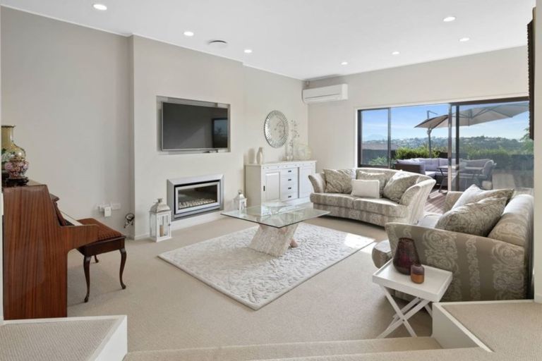 Photo of property in 64 Oliver Road, Eastern Beach, Auckland, 2012