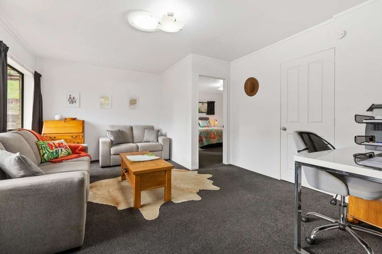 Photo of property in 58a Aquarius Drive, Kawaha Point, Rotorua, 3010