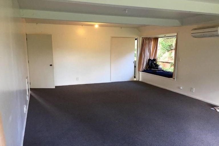 Photo of property in 2/4 Montana Avenue, Ilam, Christchurch, 8041