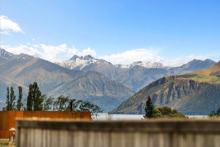 Photo of property in 12 Willowridge, Wanaka, 9305