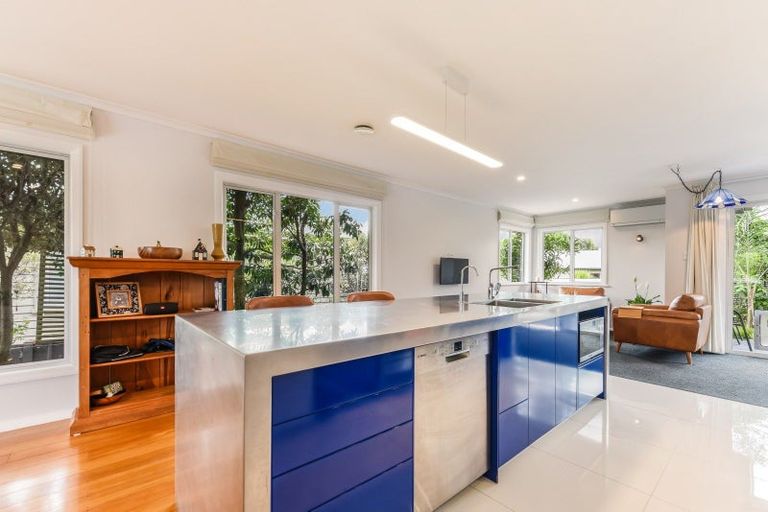 Photo of property in 1/118 Parkers Road, Tahunanui, Nelson, 7011