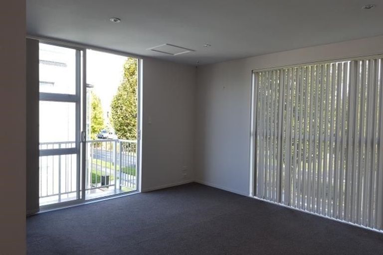 Photo of property in 39 Popokatea Drive, Takanini, 2112