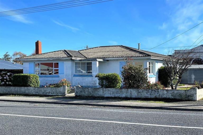 Photo of property in 25 John Street, Balclutha, 9230