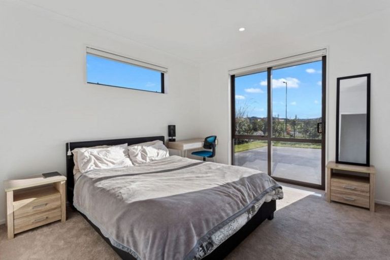 Photo of property in 2 Endurance Lane, Wigram, Christchurch, 8025