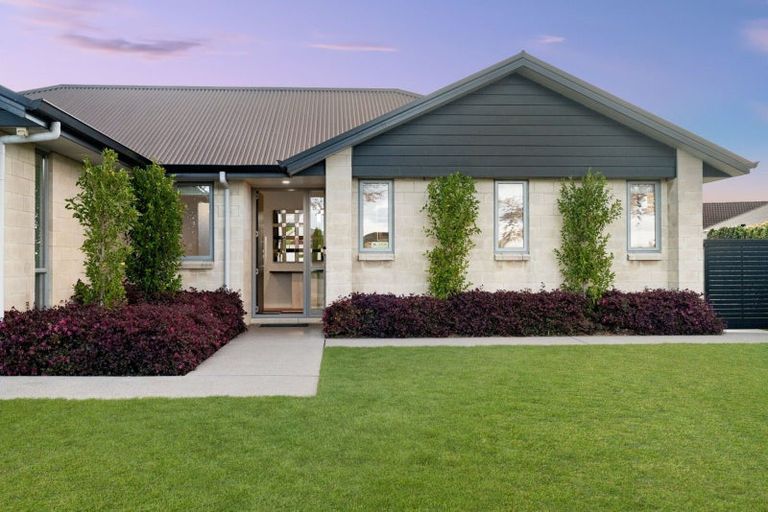 Photo of property in 27 Mortlake Heights, Pyes Pa, Tauranga, 3112