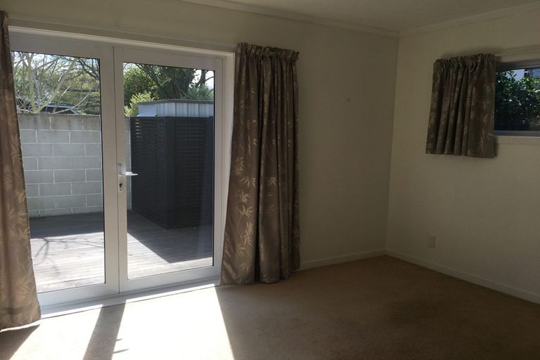 Photo of property in 11 Hanover Place, Ilam, Christchurch, 8041