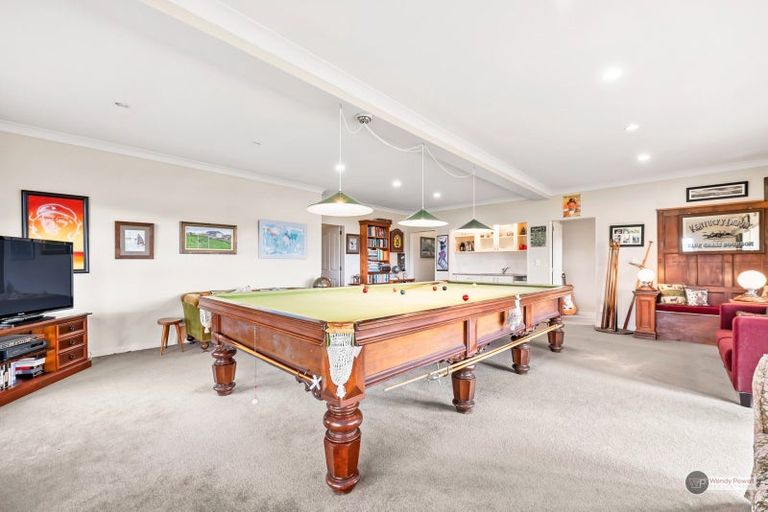 Photo of property in 11c Saint Johns Way, Normandale, Lower Hutt, 5010