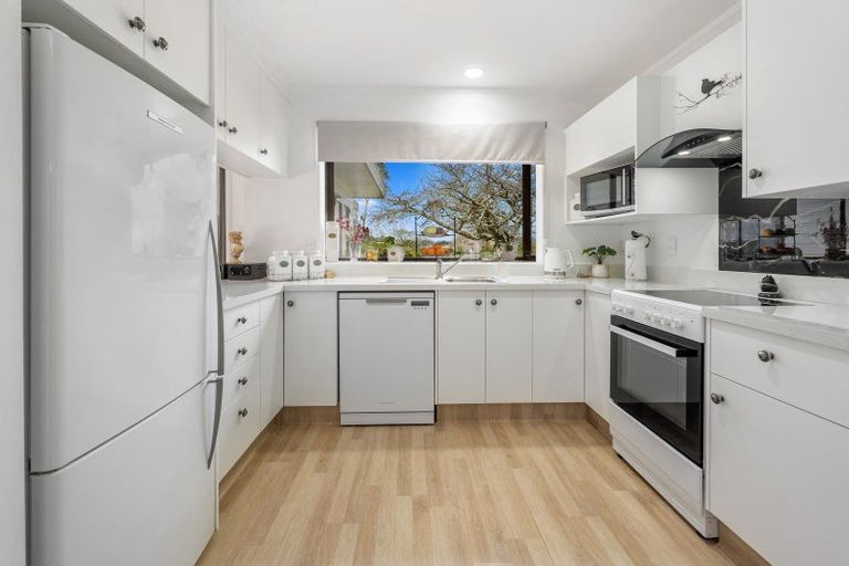 Photo of property in 92d Ward Road, Hamurana, Rotorua, 3097