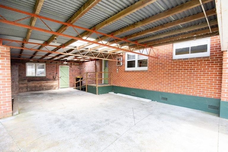 Photo of property in 63 Pipiroa Road, Ngatea, 3503