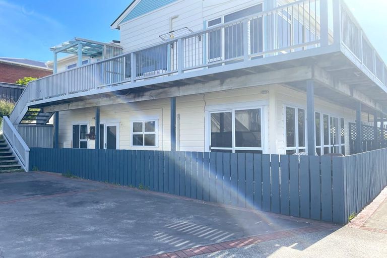 Photo of property in 75b Houghton Bay Road, Houghton Bay, Wellington, 6023