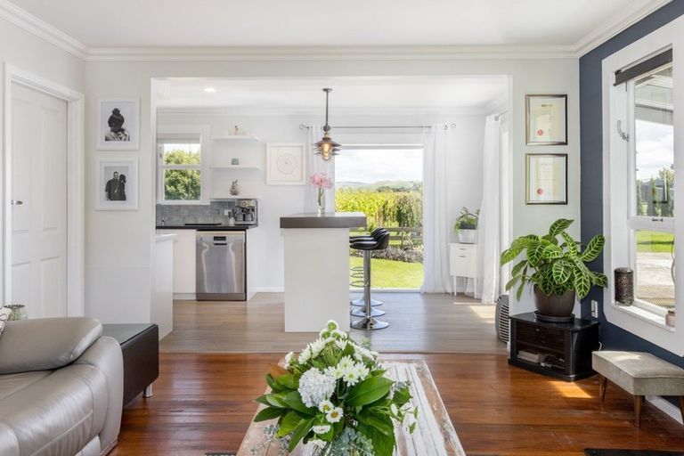 Photo of property in 601 Swamp Road, Puketapu, Napier, 4183