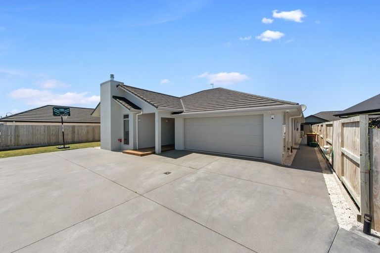 Photo of property in 5 Falcon Court, Flagstaff, Hamilton, 3210