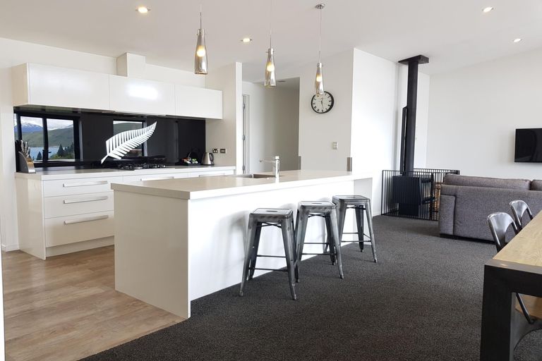 Photo of property in 24 Mistake Drive, Lake Tekapo, 7999